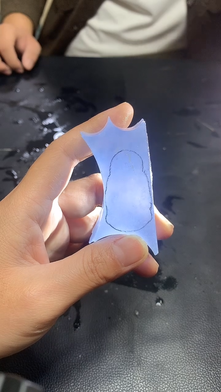玉冰天空蓝边角毛坯