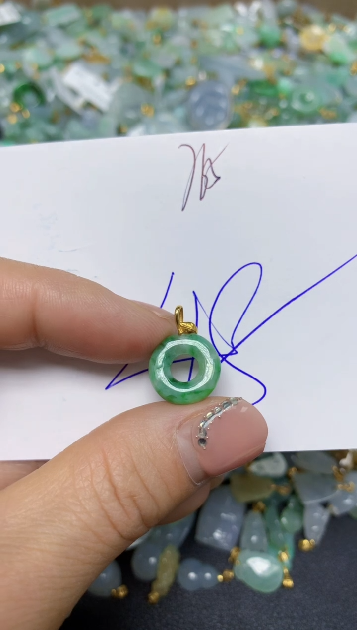 【闪购商品】翡翠挂件18K金镶嵌 天然翡翠A货