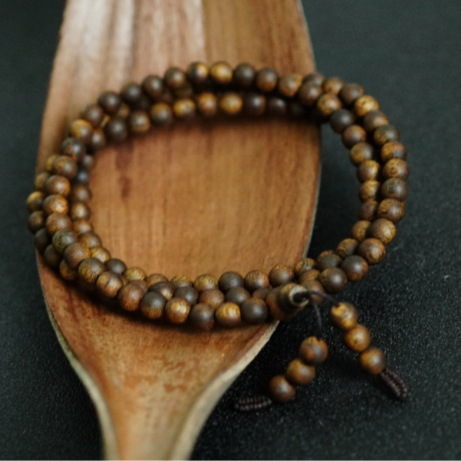 沉香沉香佛珠6+ CC122606