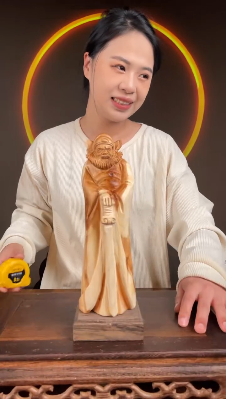 【闪购商品】柏木（崖柏）手工摆件,先抢先得!