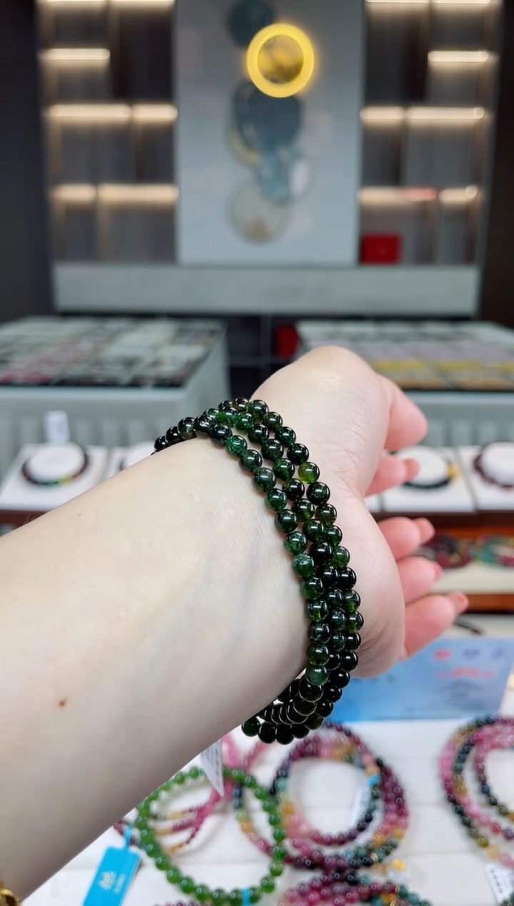 【闪购商品】碧玺三圈手串4mm+未镶嵌（多样性发一条）T