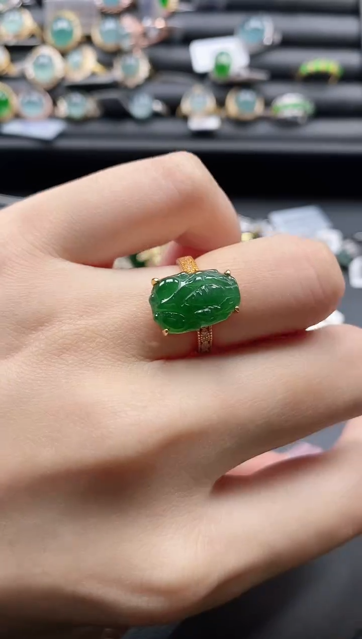 【闪购商品】翡翠戒指银S925镶嵌11111