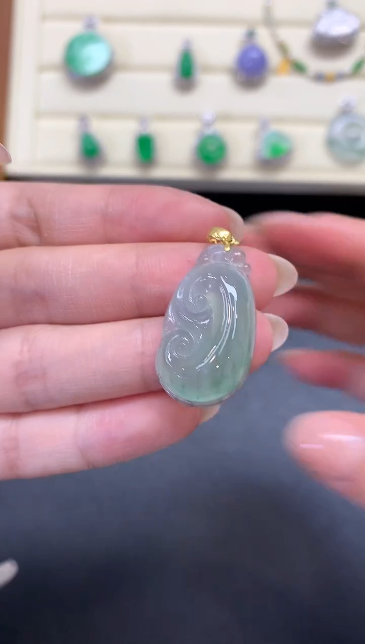 【闪购商品】翡翠颈饰18K金镶嵌Q714      