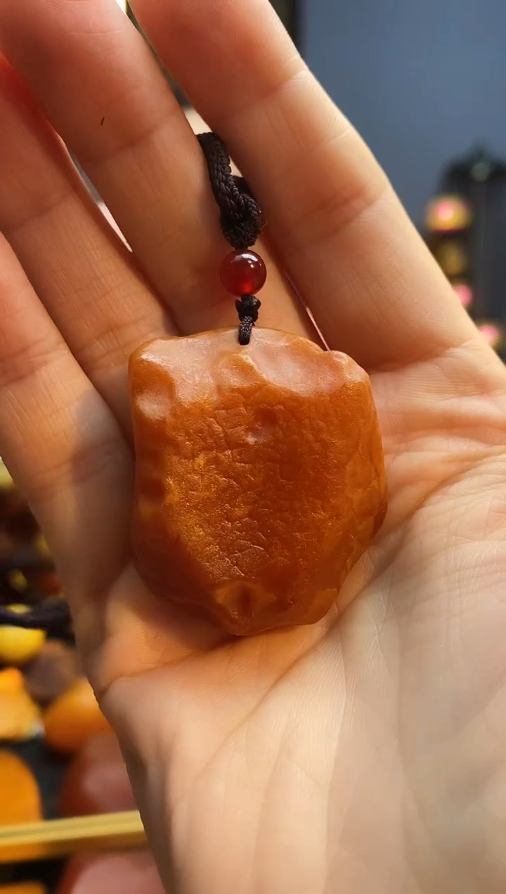 琥珀颈饰未镶嵌挂件