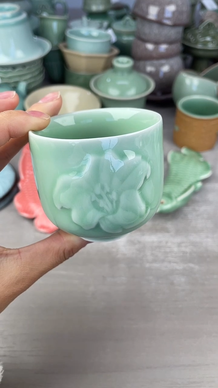 青瓷仓储清仓福利微瑕