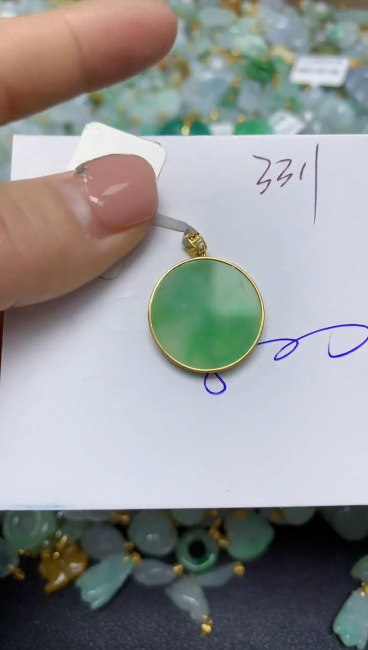 【闪购商品】翡翠挂件18K金镶嵌 天然翡翠A货