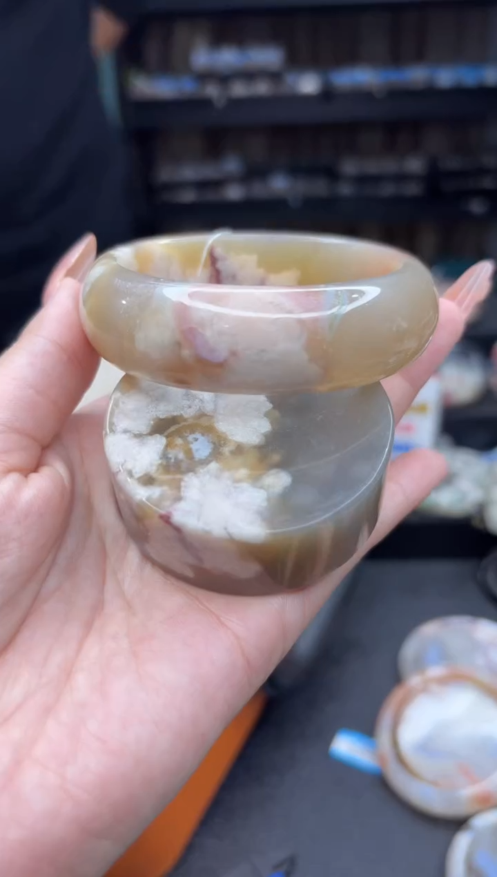 【闪购商品】石英质玉手镯未镶嵌571（59圈赠送镯心）