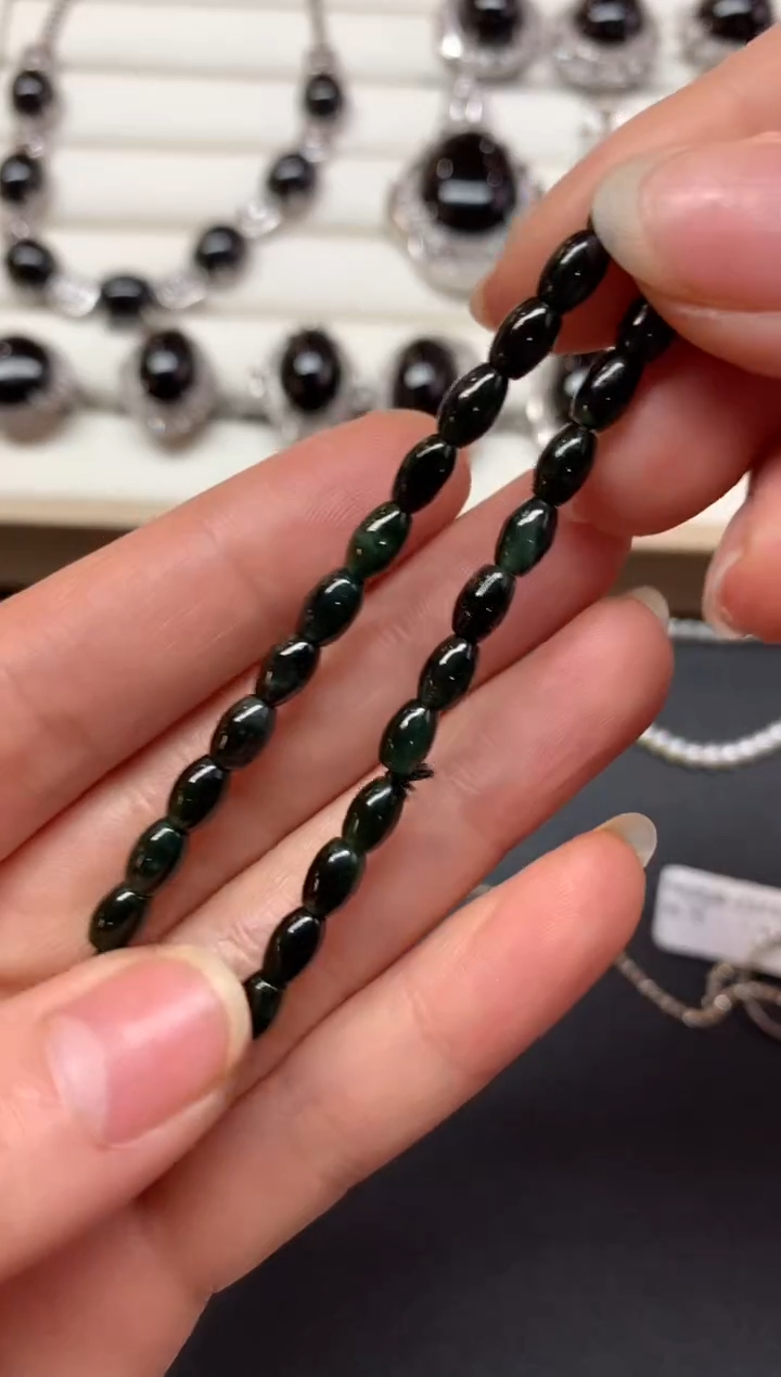 【闪购商品】翡翠手串未镶嵌S82|850    