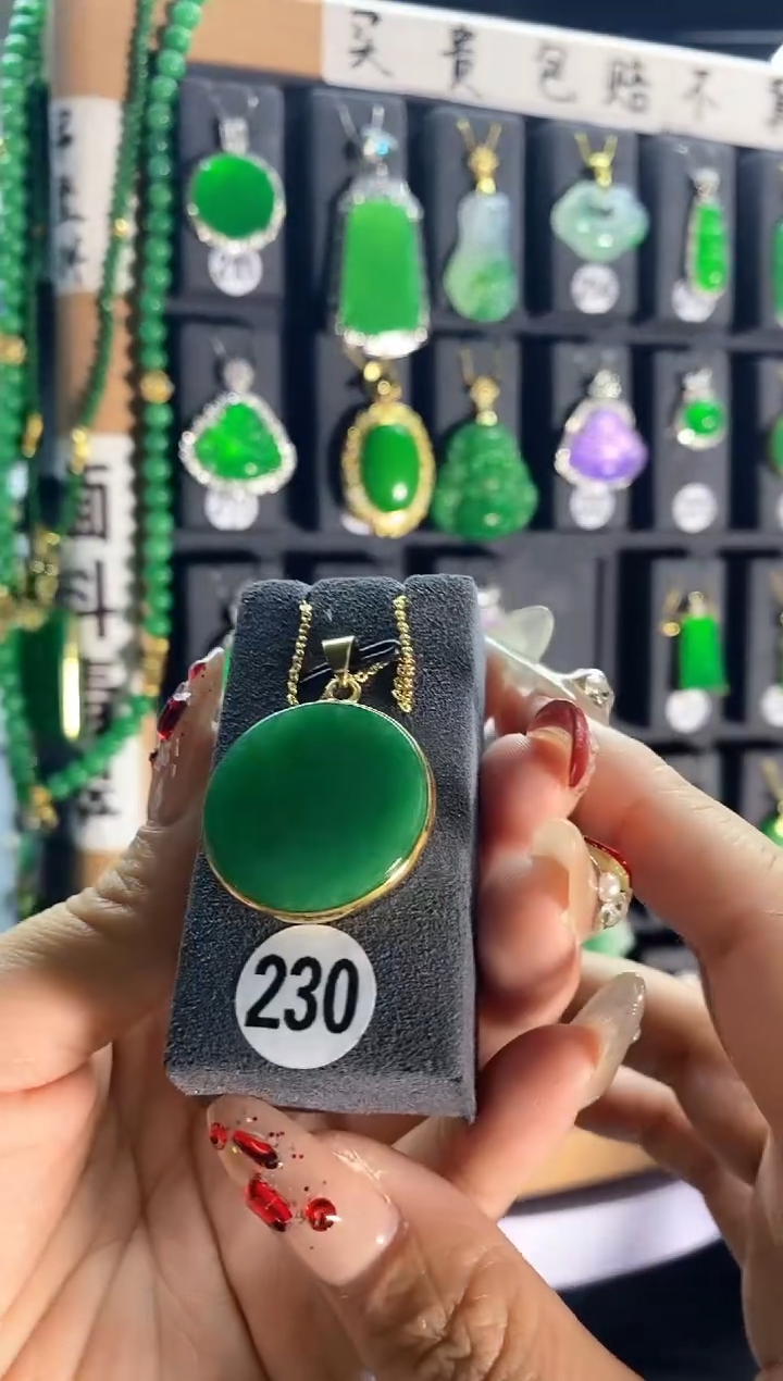 【闪购商品】翡翠耳饰银S925镶嵌230..