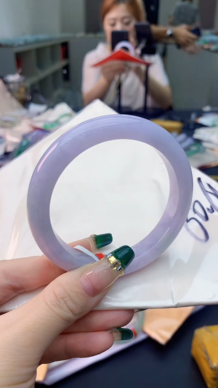 翡翠手镯未镶嵌0382681280
