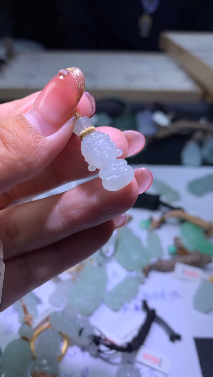 【闪购商品】翡翠颈饰未镶嵌净货