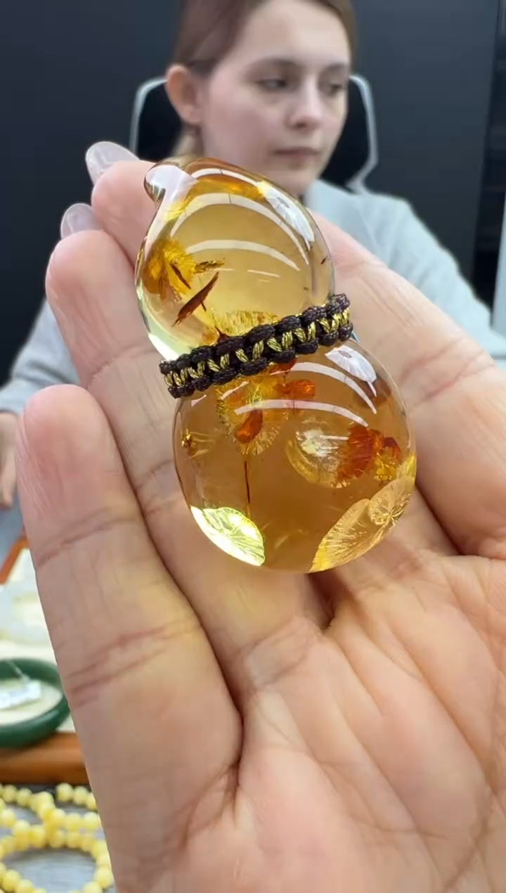【闪购商品】琥珀颈饰未镶嵌94秒拍号