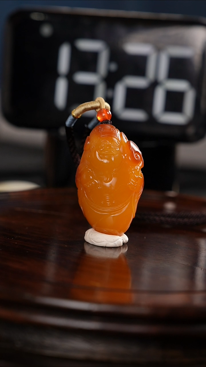 颈饰未镶嵌和田玉惟*和田玉财神