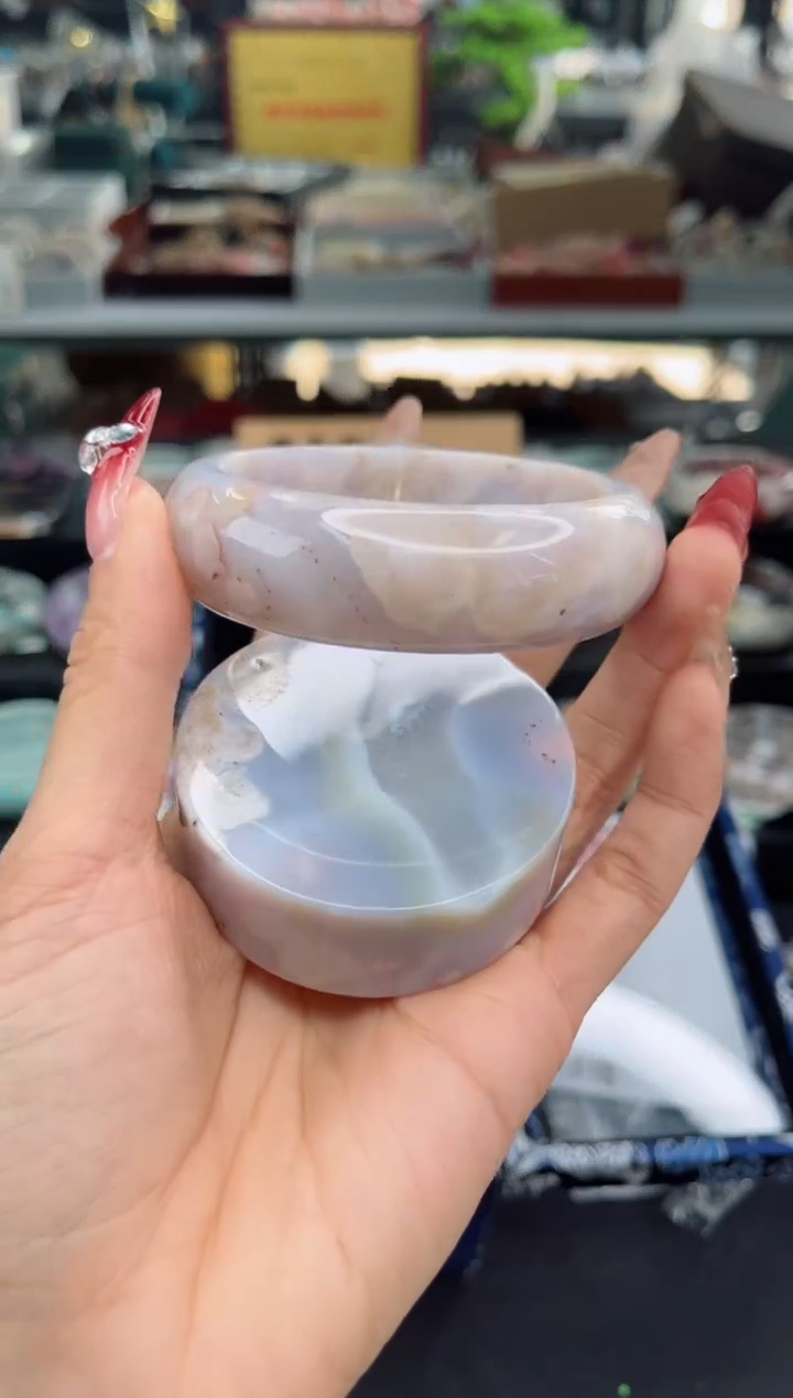 【闪购商品】石英质玉手镯未镶嵌58圈口（赠品镯心）3931241