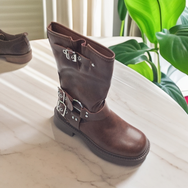 D6中筒靴女士女鞋时尚百搭休闲短靴黑色女靴圆头497-01