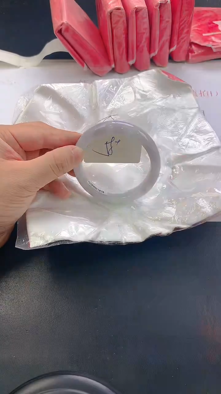 未镶嵌手镯翡翠286