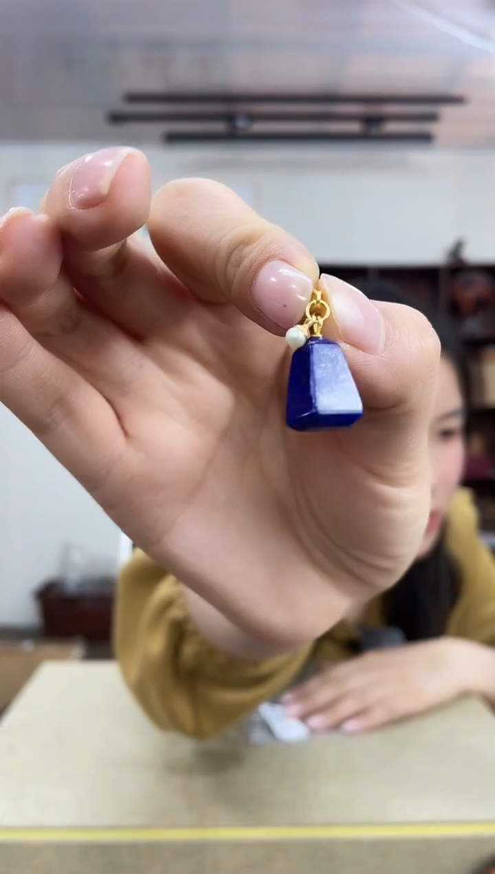 199青青时挂坠木木木