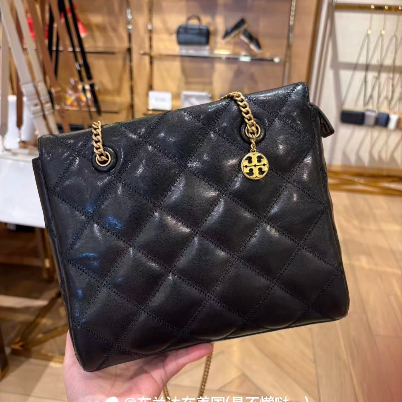 Tory Burch/汤丽柏琦 黑色willa菱格链条方包19786550494 24*20*6