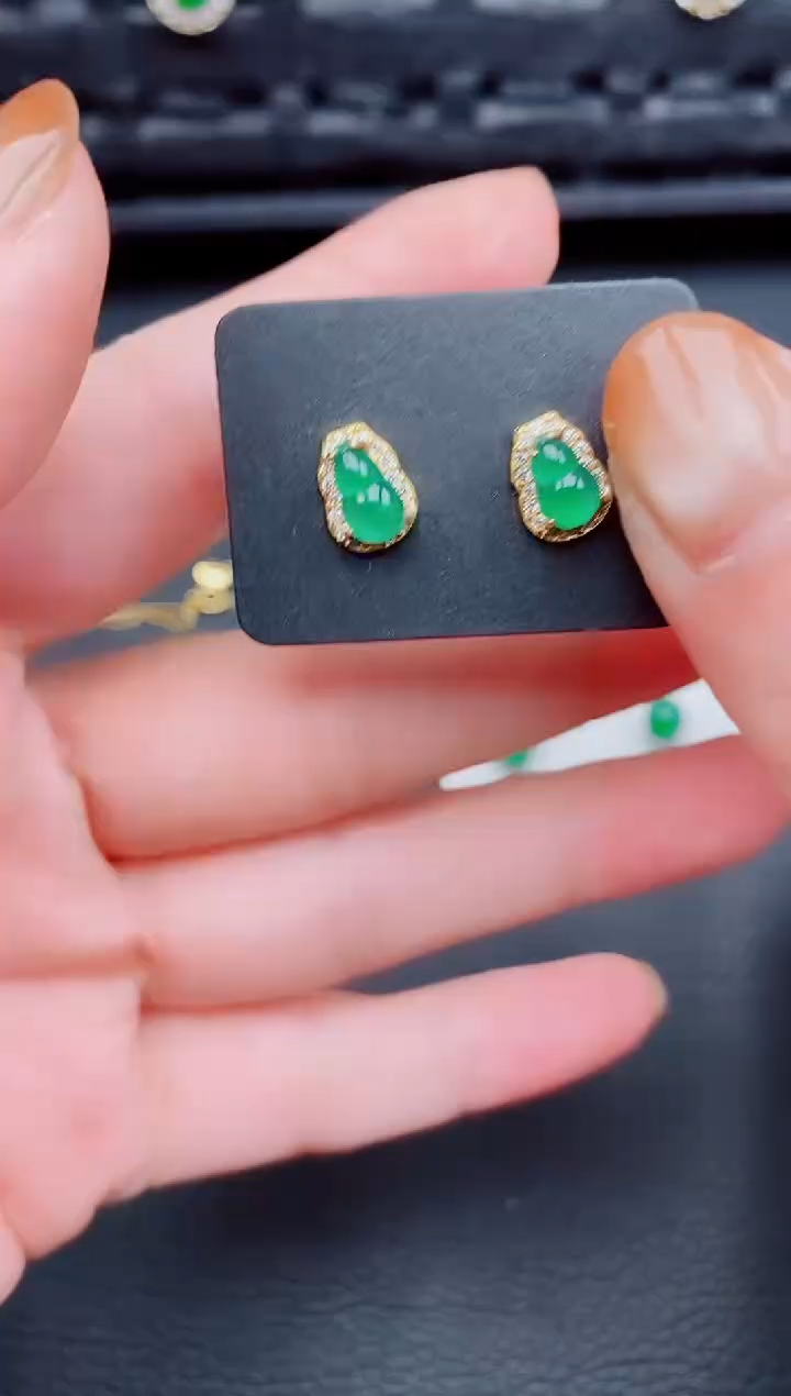 【闪购商品】翡翠耳饰银S925镶嵌天然a货翡翠413