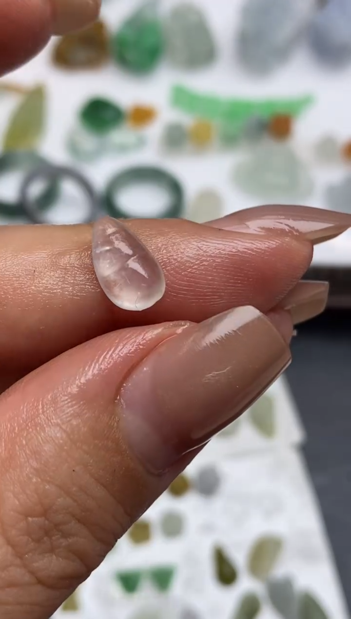定制翡翠未镶嵌翡翠毛货~