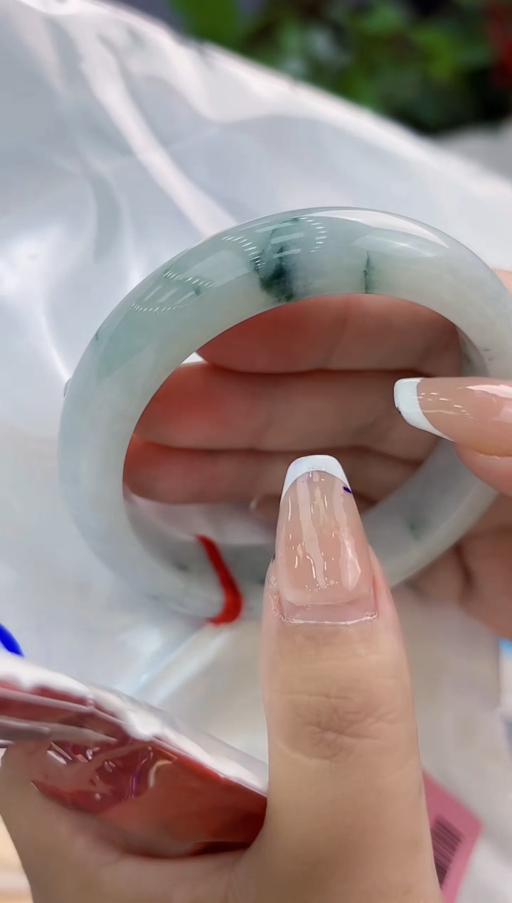 【闪购商品】翡翠手镯未镶嵌翡翠手镯