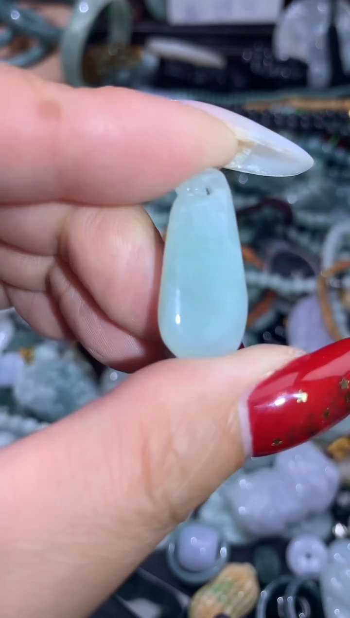 颈饰未镶嵌翡翠天然翡翠A货 多样性发其一