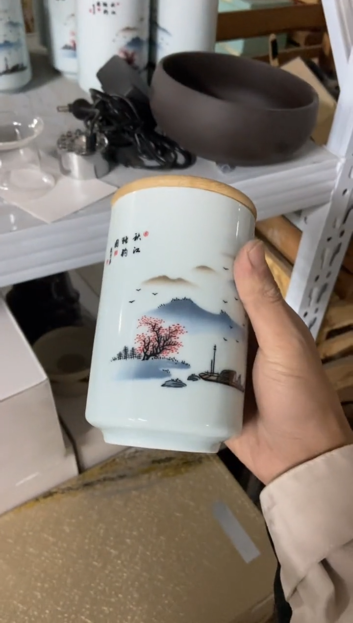 杯无运费险有瑕疵的摄影的产品有使用过的痕迹有点脏介意勿拍