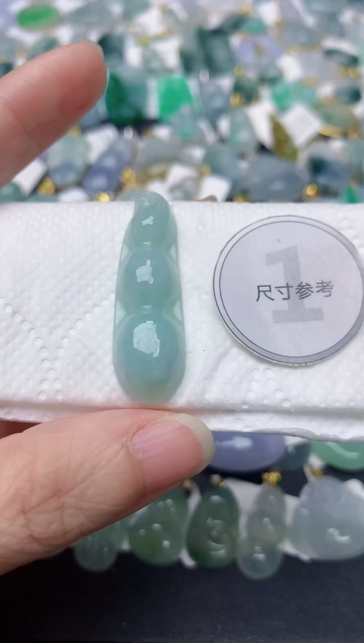 颈饰未镶嵌翡翠天然缅甸A货翡翠