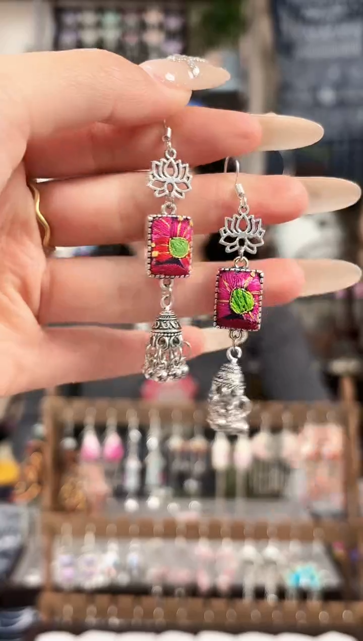 织绣民族风非遗老绣饰品206*