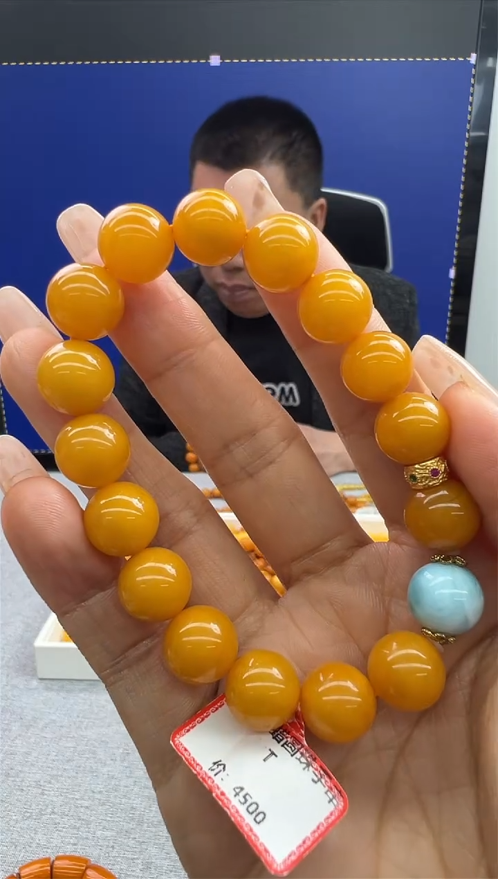 【闪购商品】琥珀手链未镶嵌75秒拍号