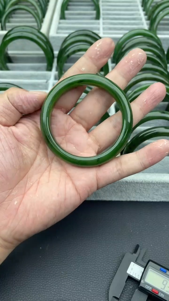 未镶嵌手镯和田玉（碧玉）56-57.2