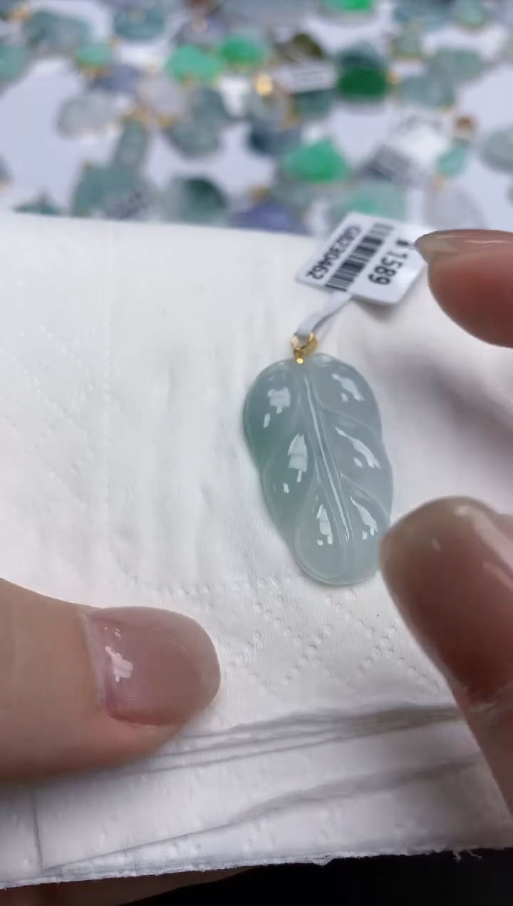 【闪购商品】翡翠颈饰18K金镶嵌天然缅甸翡翠A货