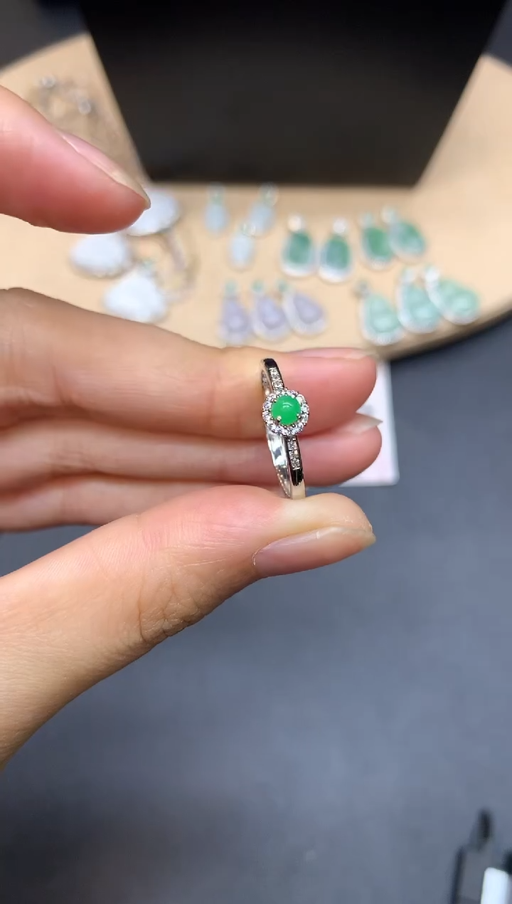 【闪购商品】翡翠戒指银S925镶嵌蛋面【无服务费】