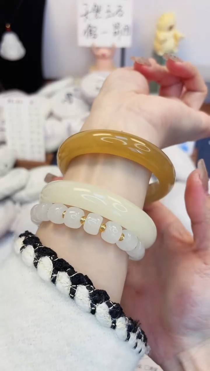 【闪购商品】石英质玉手镯未镶嵌353-财气镯-圈口57