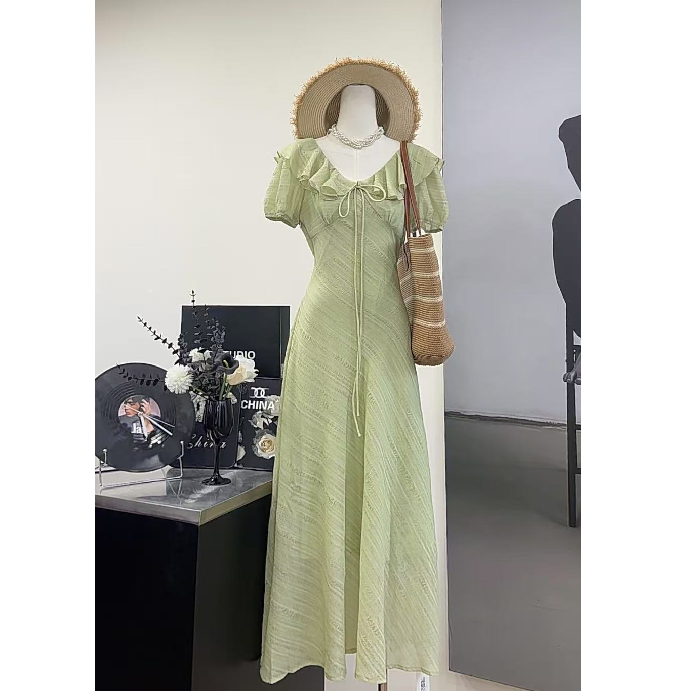 【黄雾鸢尾】法式温柔重工茶歇连衣裙-3767