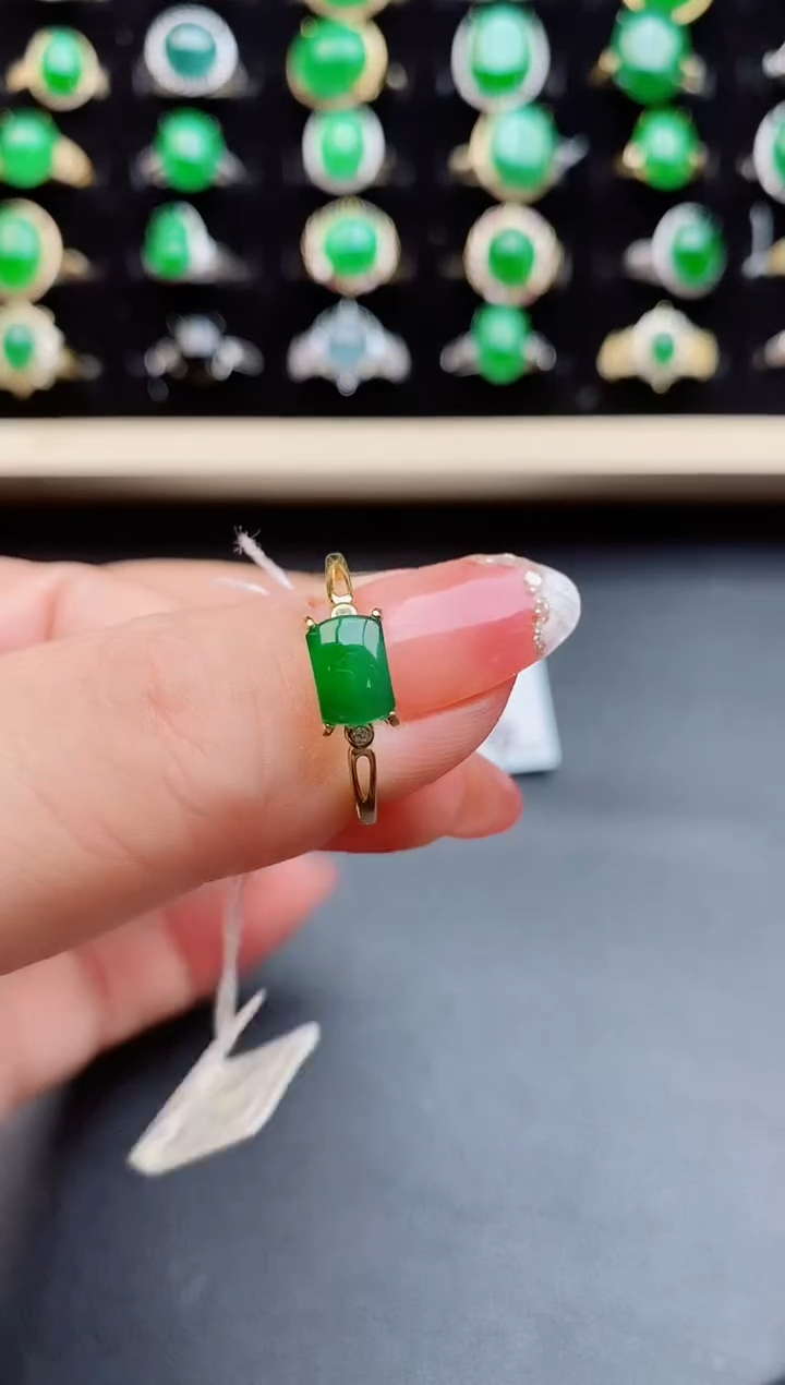 【闪购商品】翡翠戒指银S925镶嵌12121