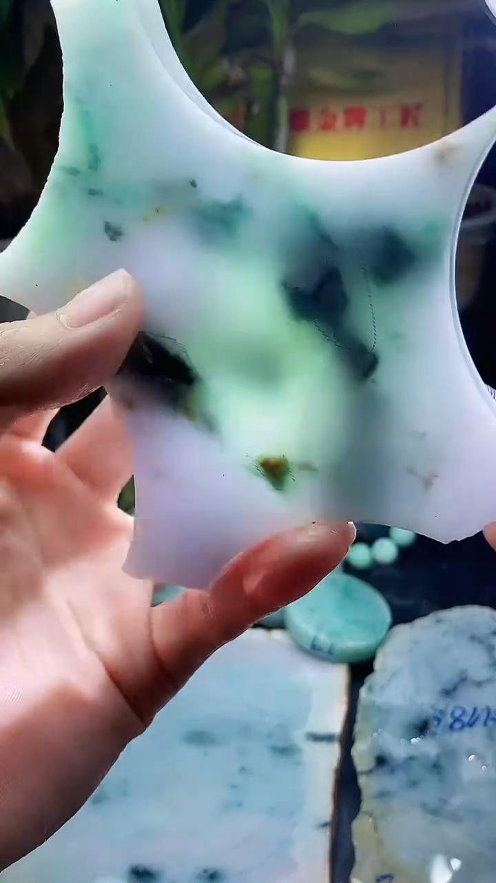 未镶嵌挂件翡翠小雨54