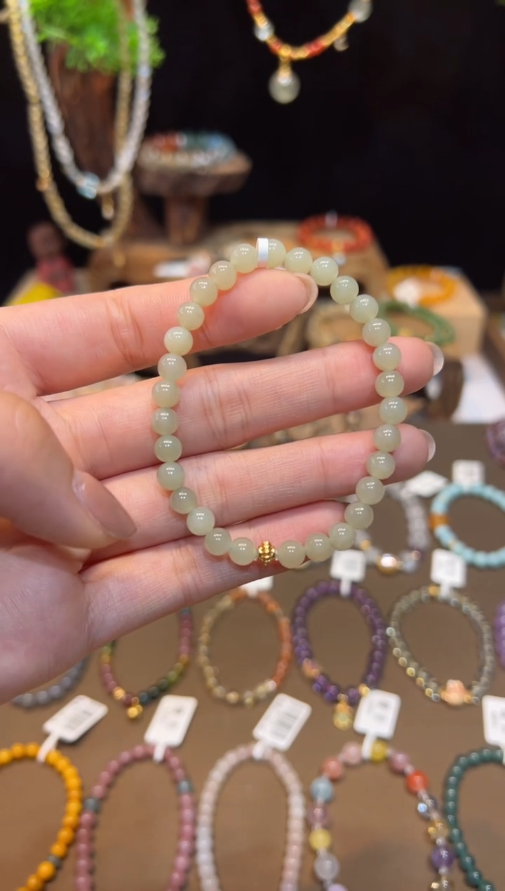 手饰和田玉未镶嵌手饰@@A6775