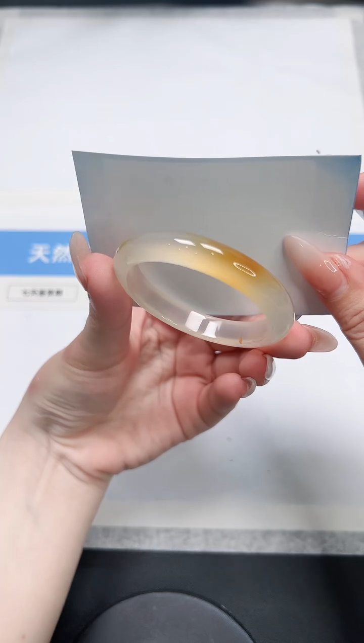 【闪购商品】石英质玉手镯未镶嵌227/香槟一口糖50