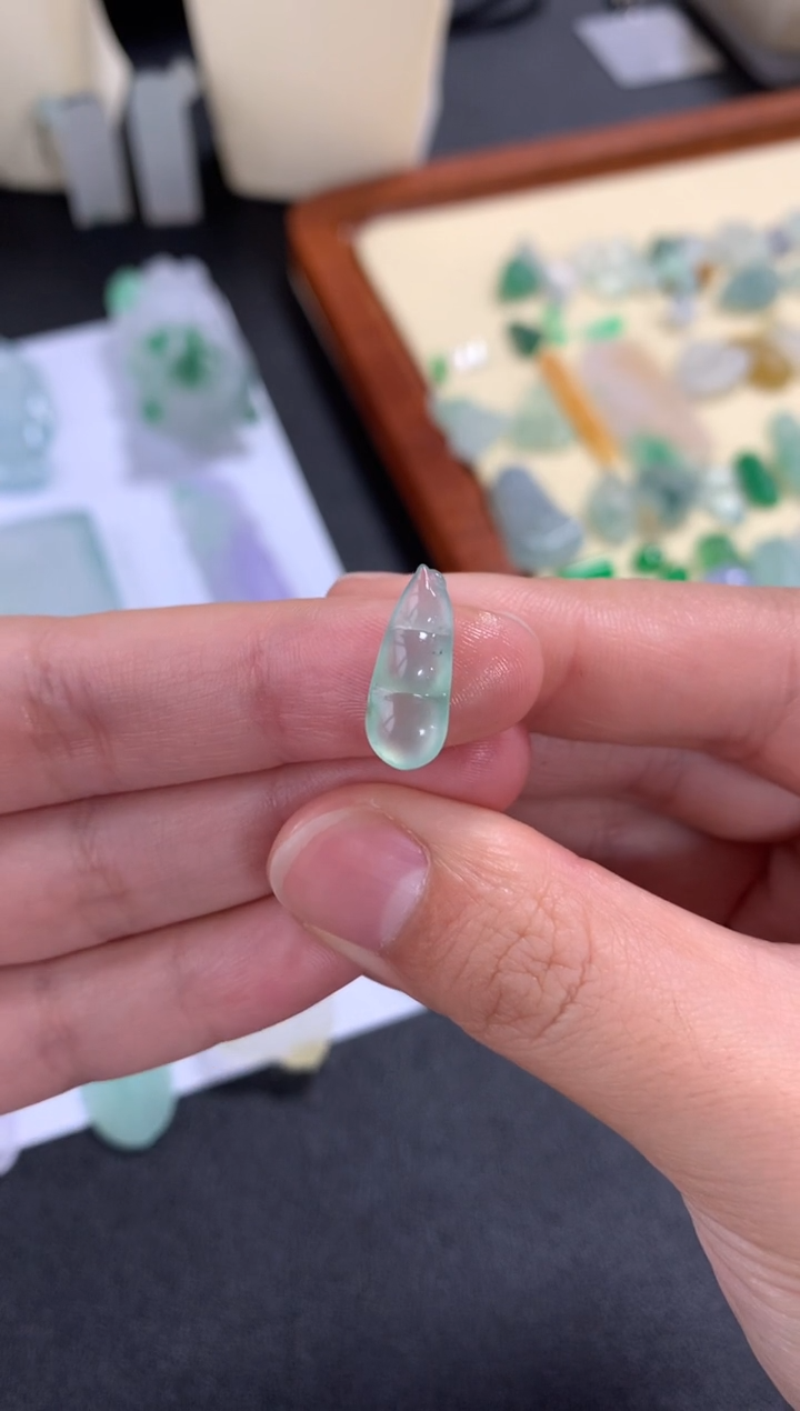 【闪购商品】定制翡翠未镶嵌翡翠