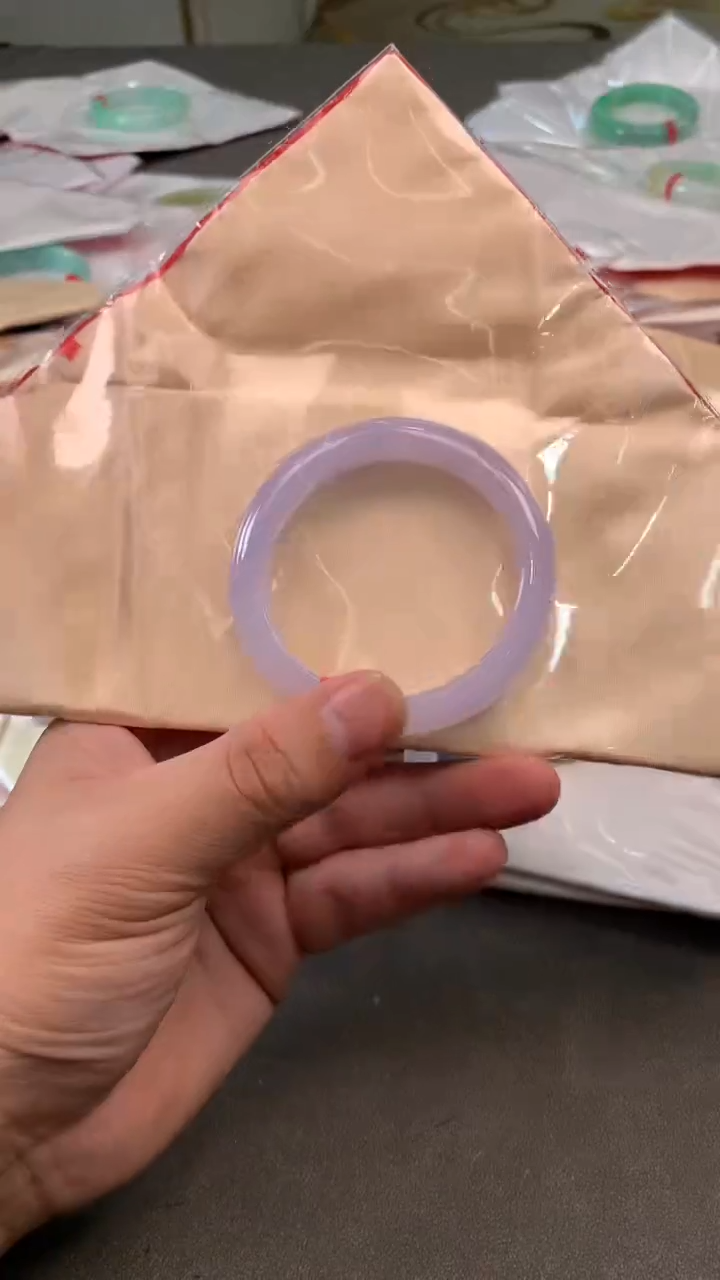 【闪购商品】翡翠手镯未镶嵌手镯