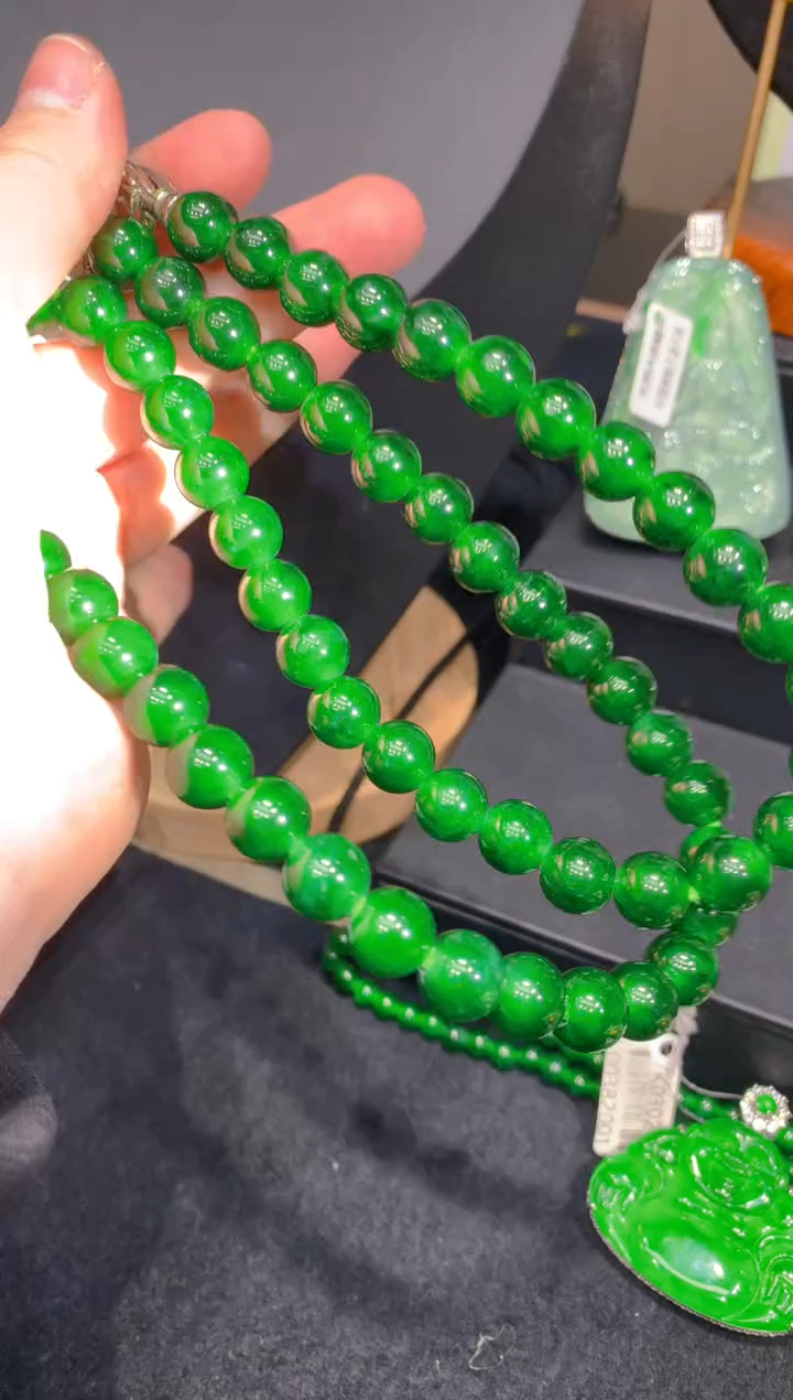 【闪购商品】翡翠颈饰未镶嵌83一季