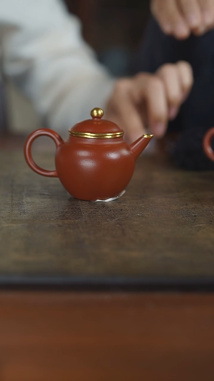 【闪购商品】杯弥云包金鹿鸣壶