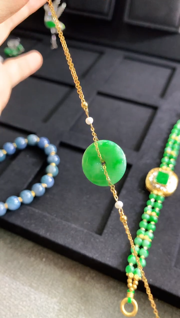 【闪购商品】翡翠手链18K金镶嵌手链