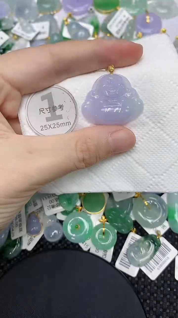 颈饰18K金镶嵌翡翠1111111111