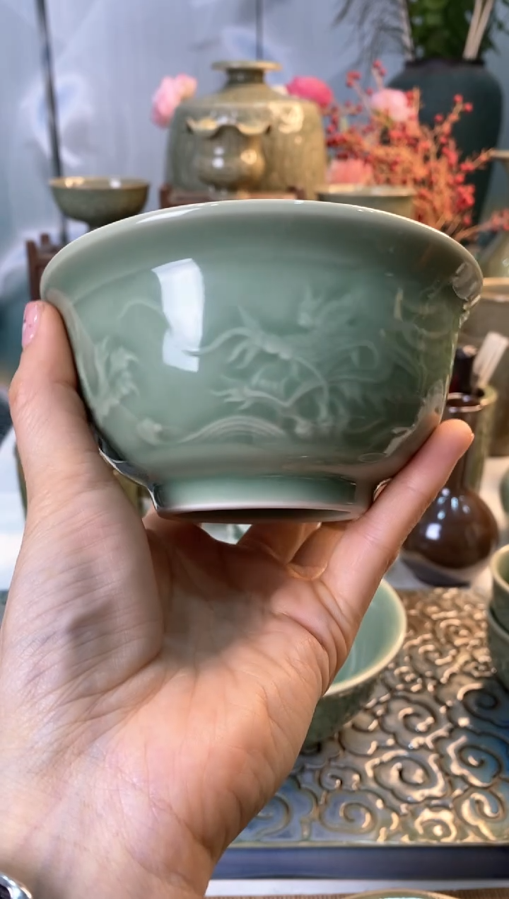 【闪购商品】b000026微瑕4.7英寸龙纹碗1只