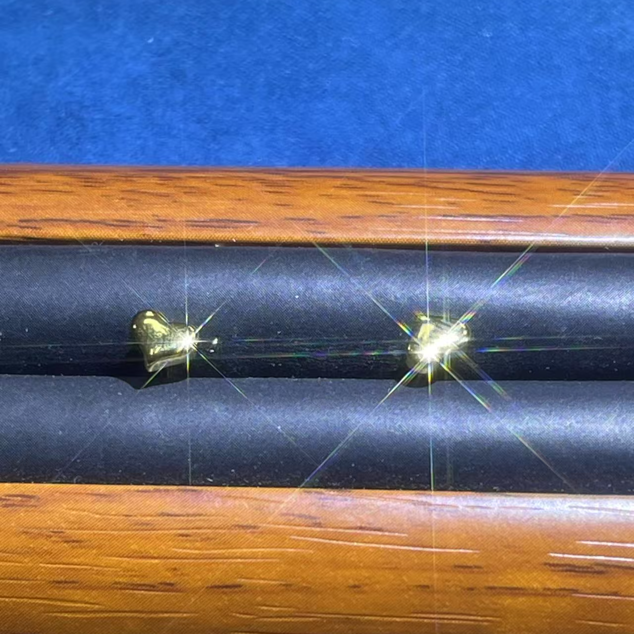 s9682黄色爱心耳钉多样性发货