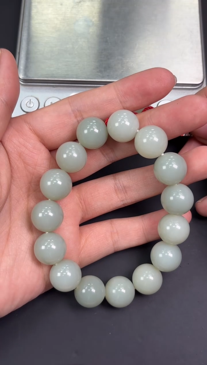 【闪购商品】和田玉手串未镶嵌且末微色差近矿卡14