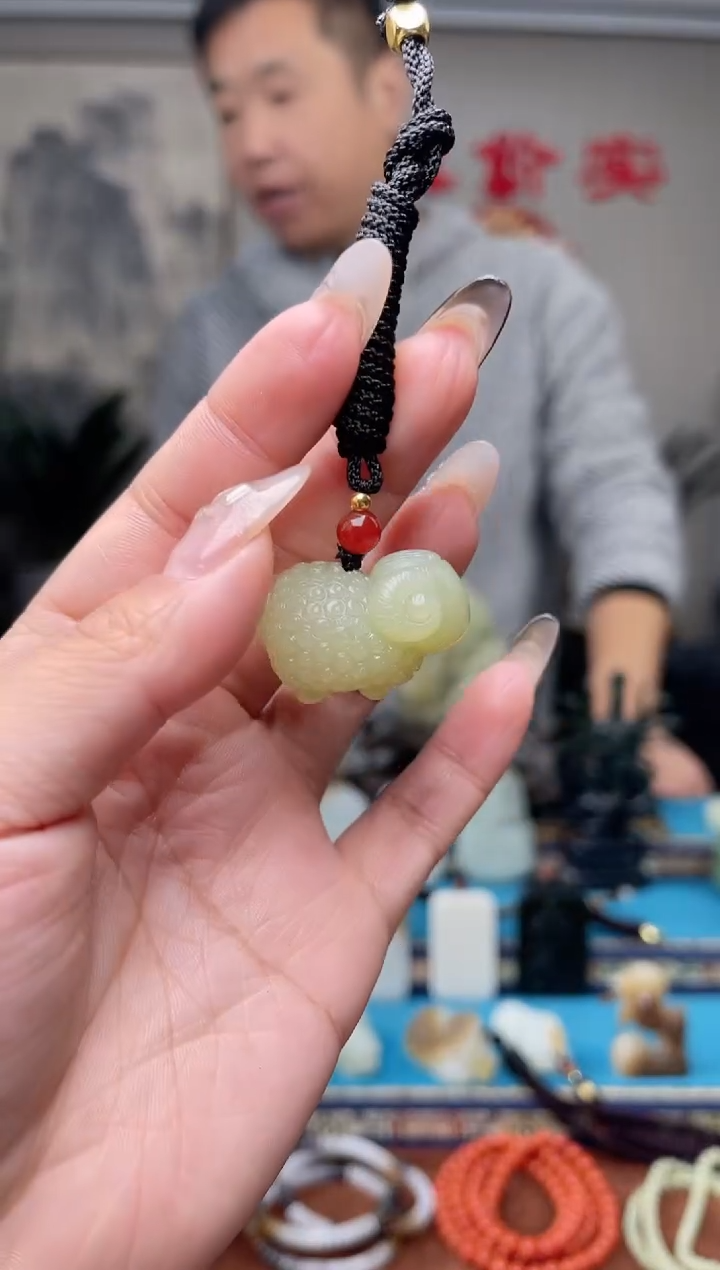 【闪购商品】和田玉挂件未镶嵌1