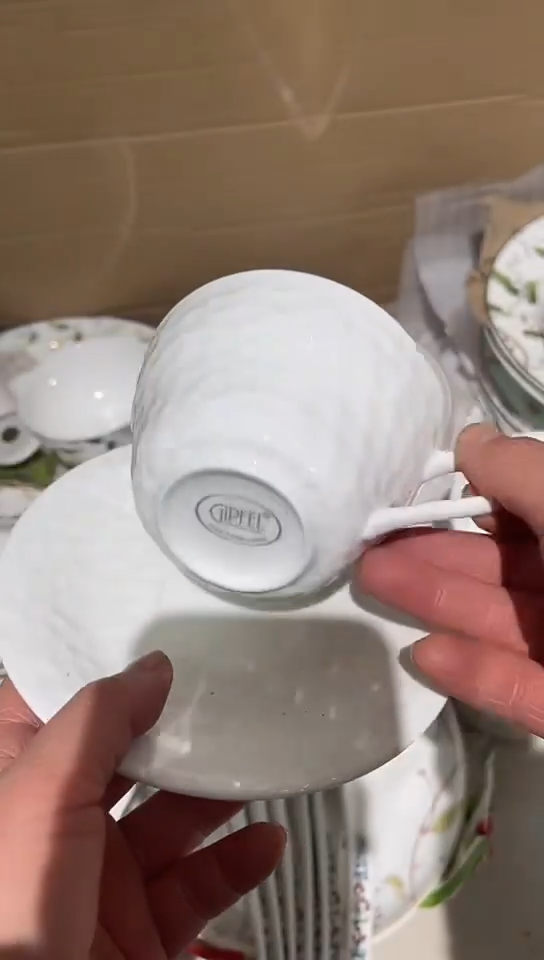 骨瓷杯碟隆达骨瓷